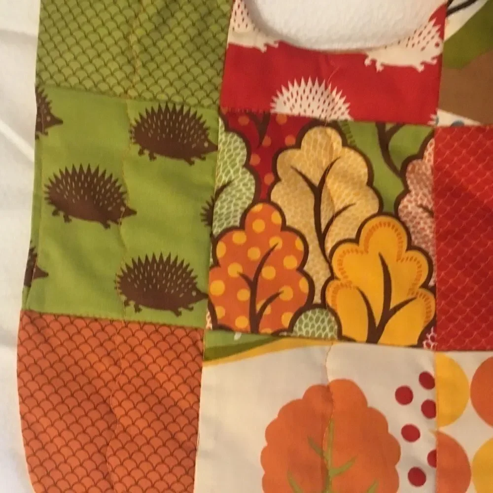 3/$25 or $12 ea. NWT Handmade Quilted Reversible Bib.