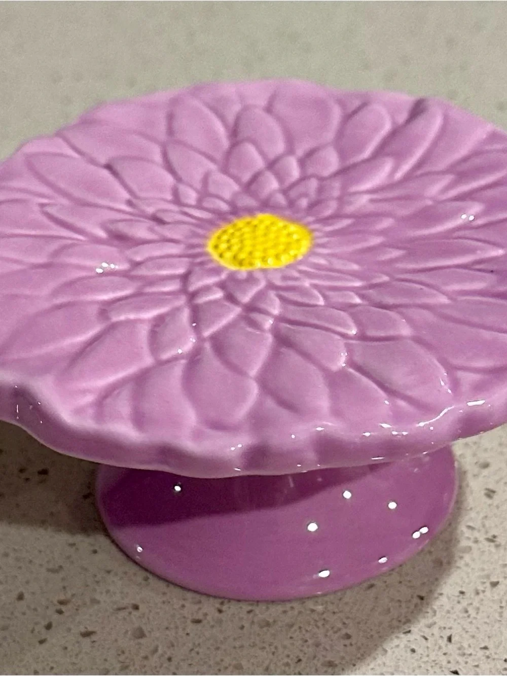 Hobby Lobby Purple Ceramic Daisy Pedestal cupcake Stand