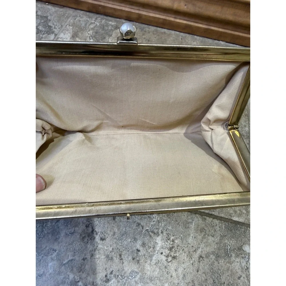 Gold Metallic Clutch Pearl Clasp‎ Evening Bag Vintage READ