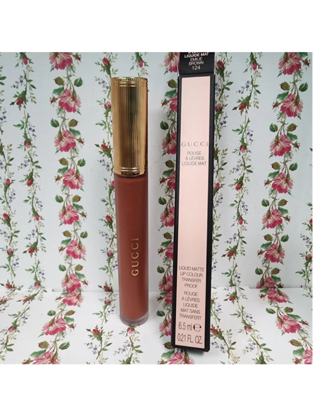 Gucci Liquid Matte Lipstick in Emile Brown 124 #gucci #matte