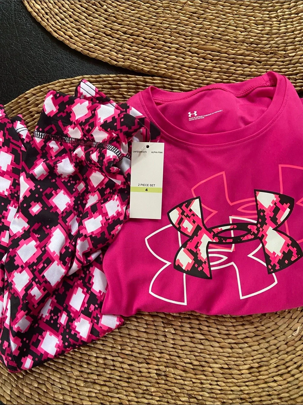 Under Armour bright top