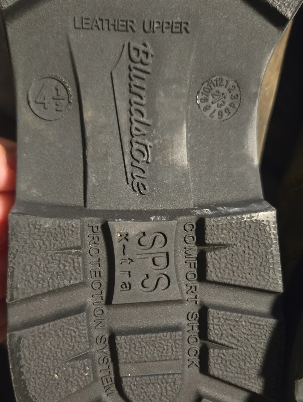 Blundstone leather pull