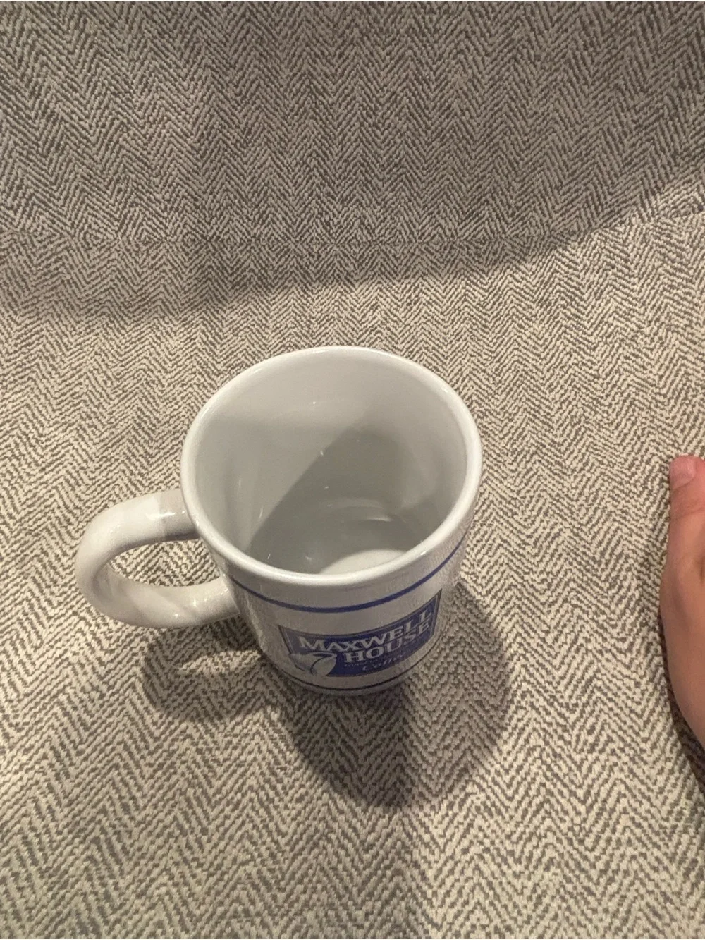 N/A branded white