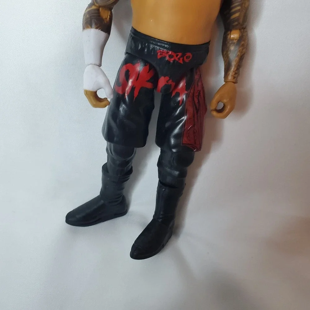 WWE Solo Sikoa Ultimate Edition‎ 24 Action Figure by Mattel