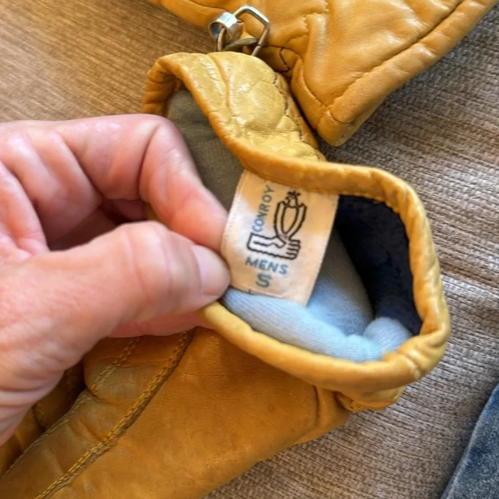 Super cool winter yellow real leather gloves