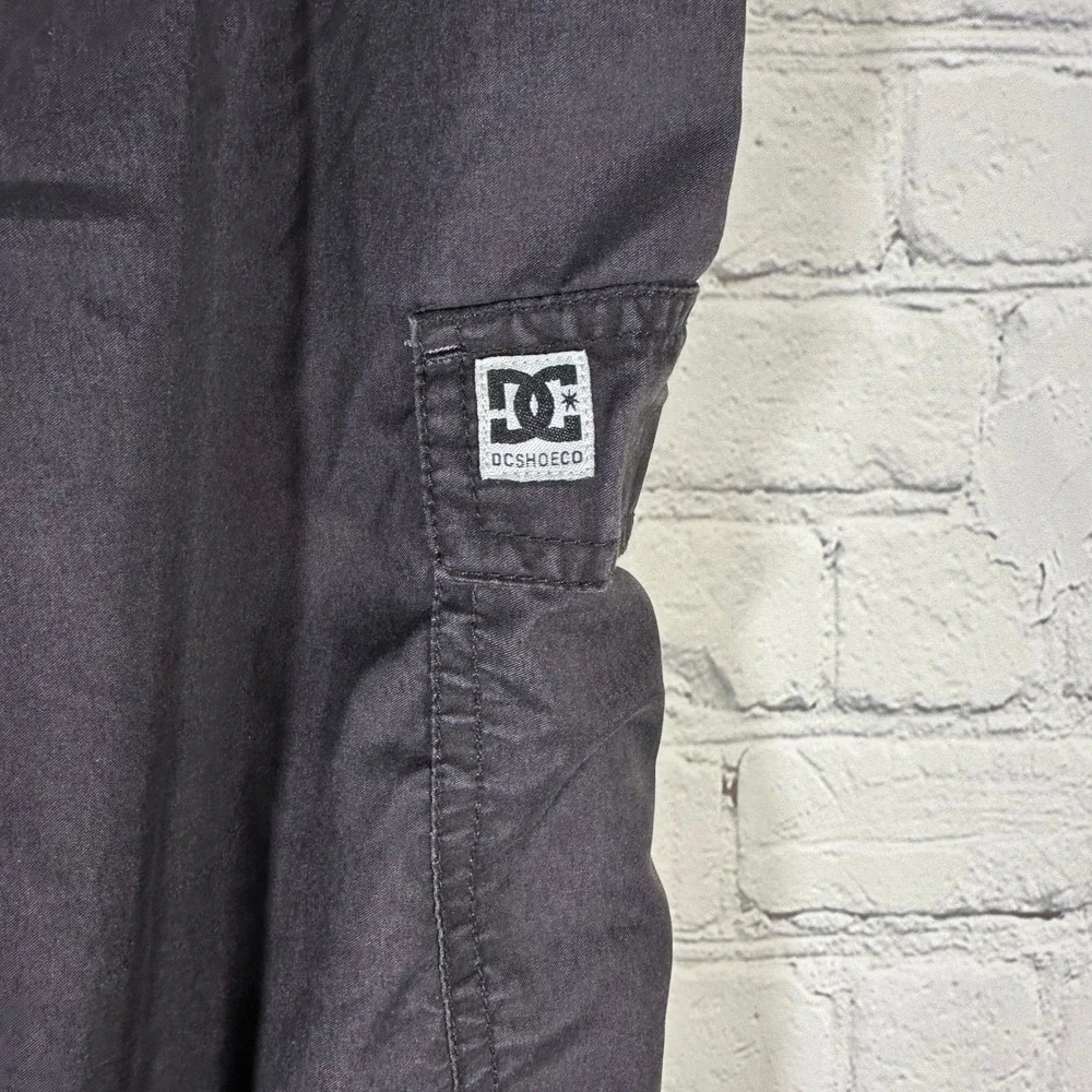 DC Shoes Mens‎ Board Shorts Black Yellow Logo Cargo Pocket Swim Trunks Size 38