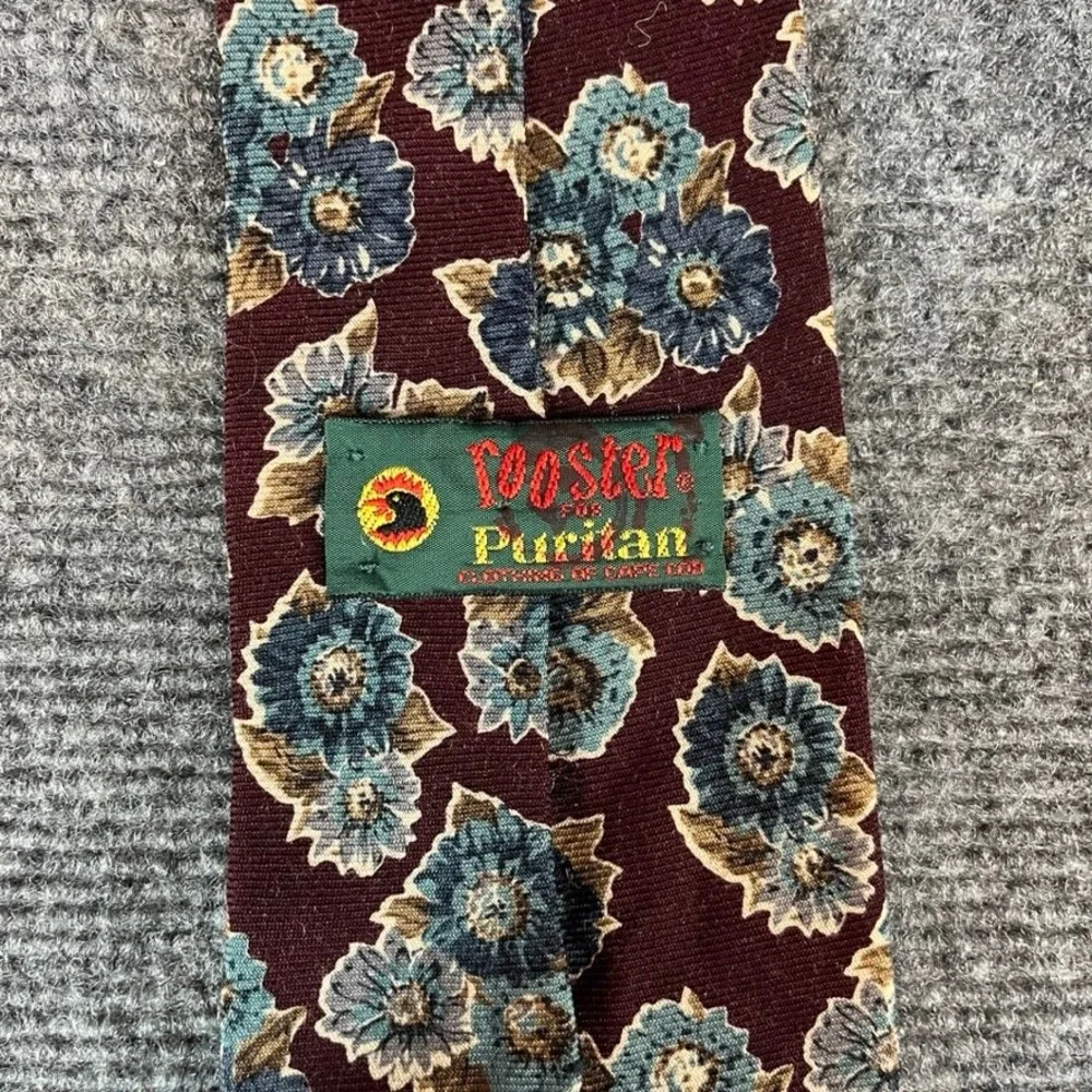 Rooster puritan necktie