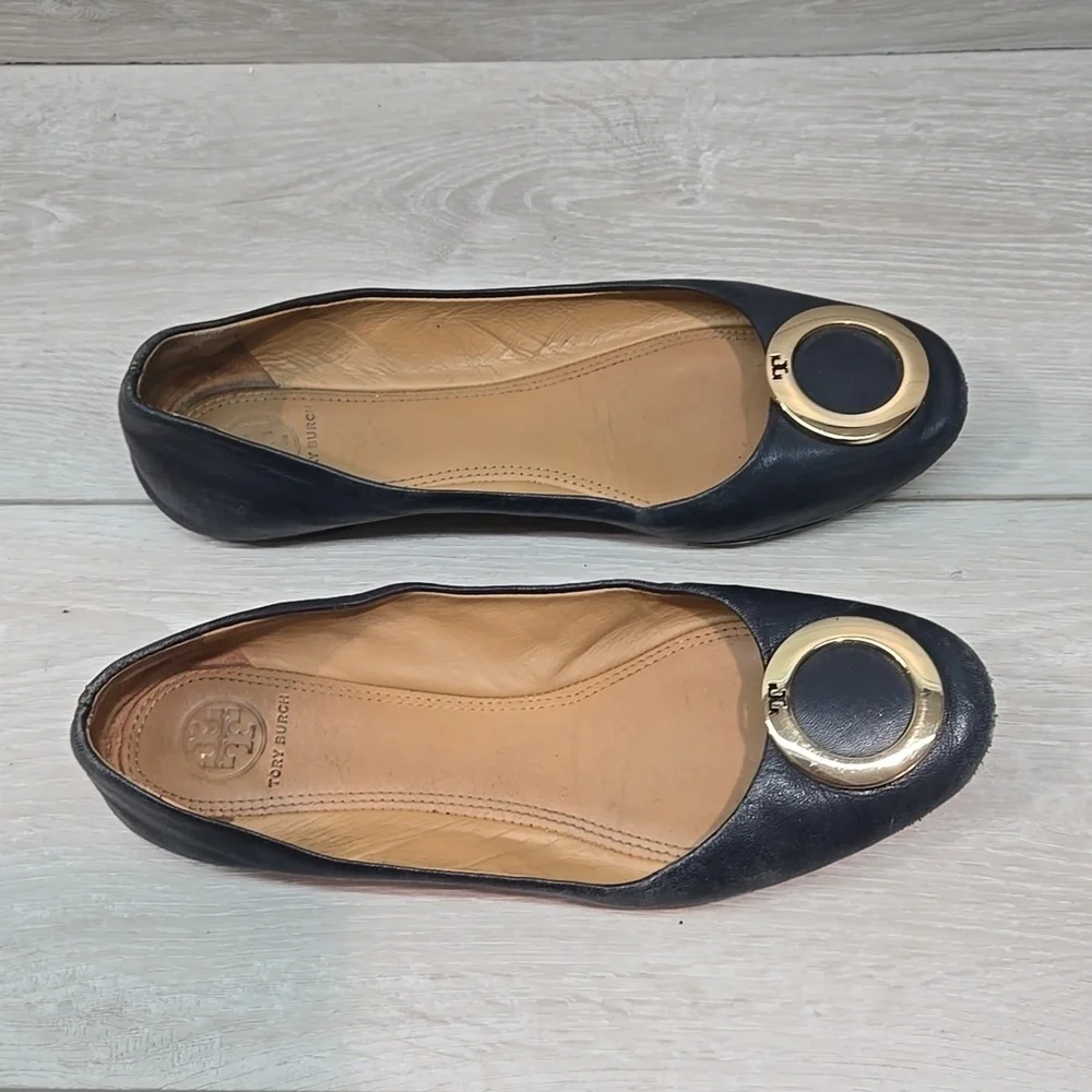 Tory Burch Women Elegant Flats with Gold Accent Logo Ballet Shoes Sz 7.5M