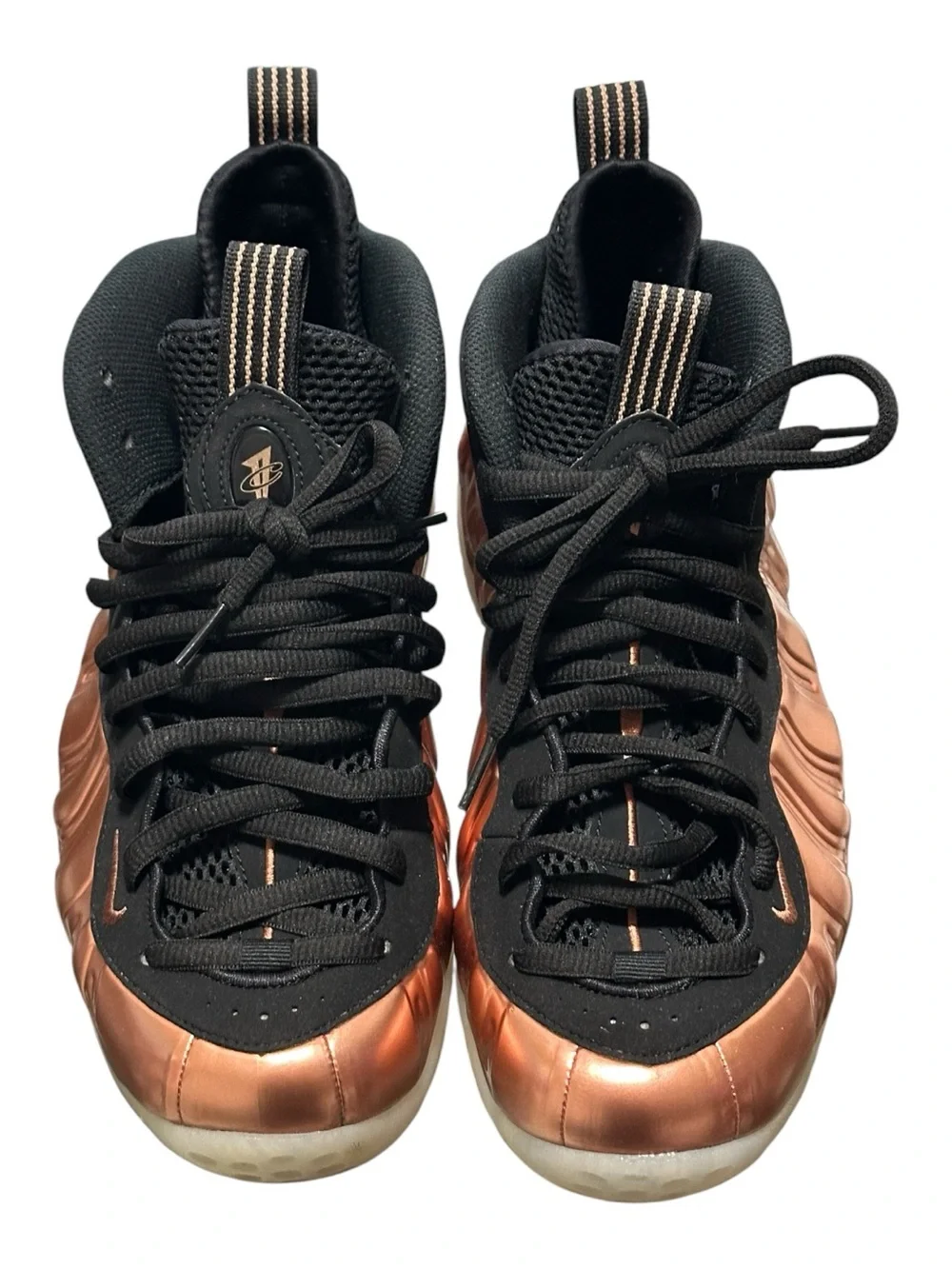 Nike featuring box material