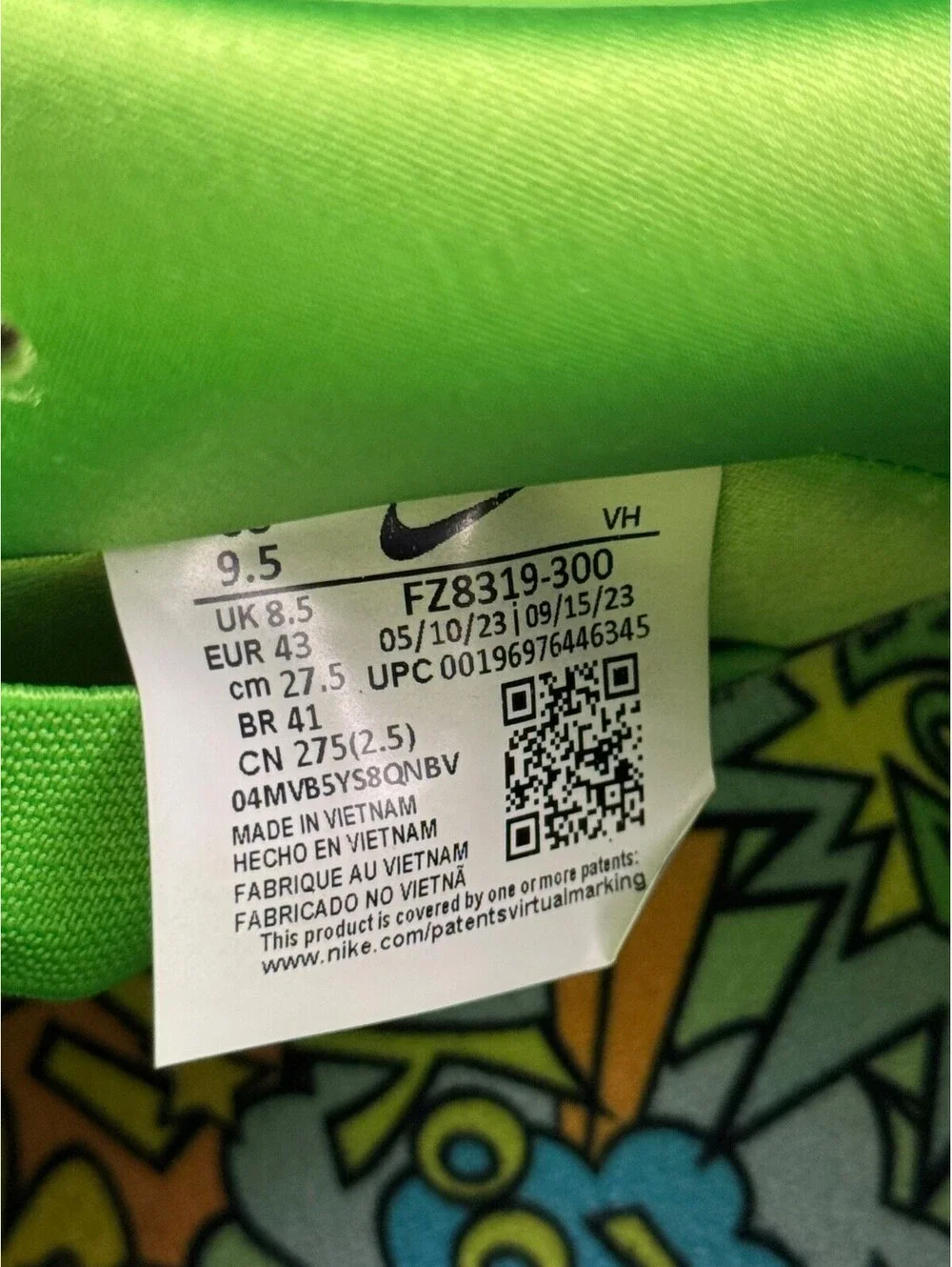 Size 9.5 - The Powerpuff Girls x Nike Dunk Pro SB QS Low Buttercup