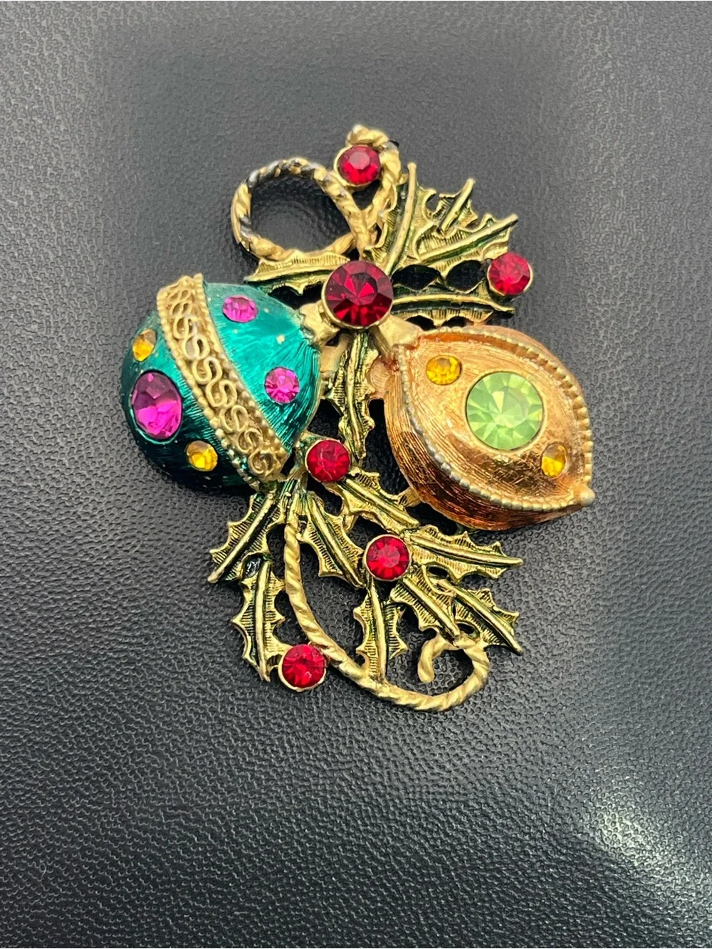 N/A christmas ornaments