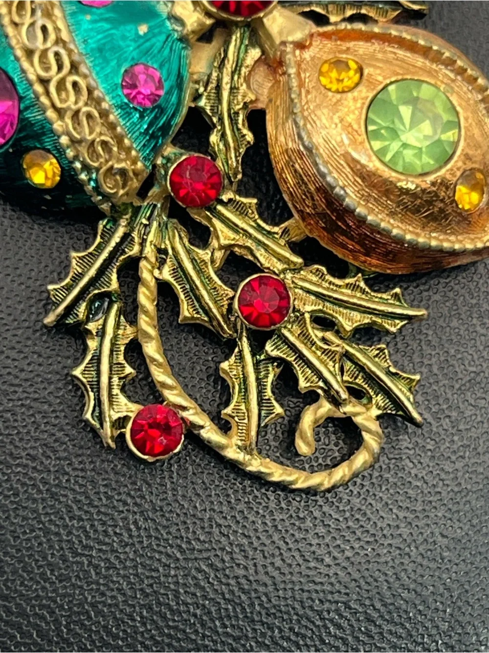 N/A christmas ornaments
