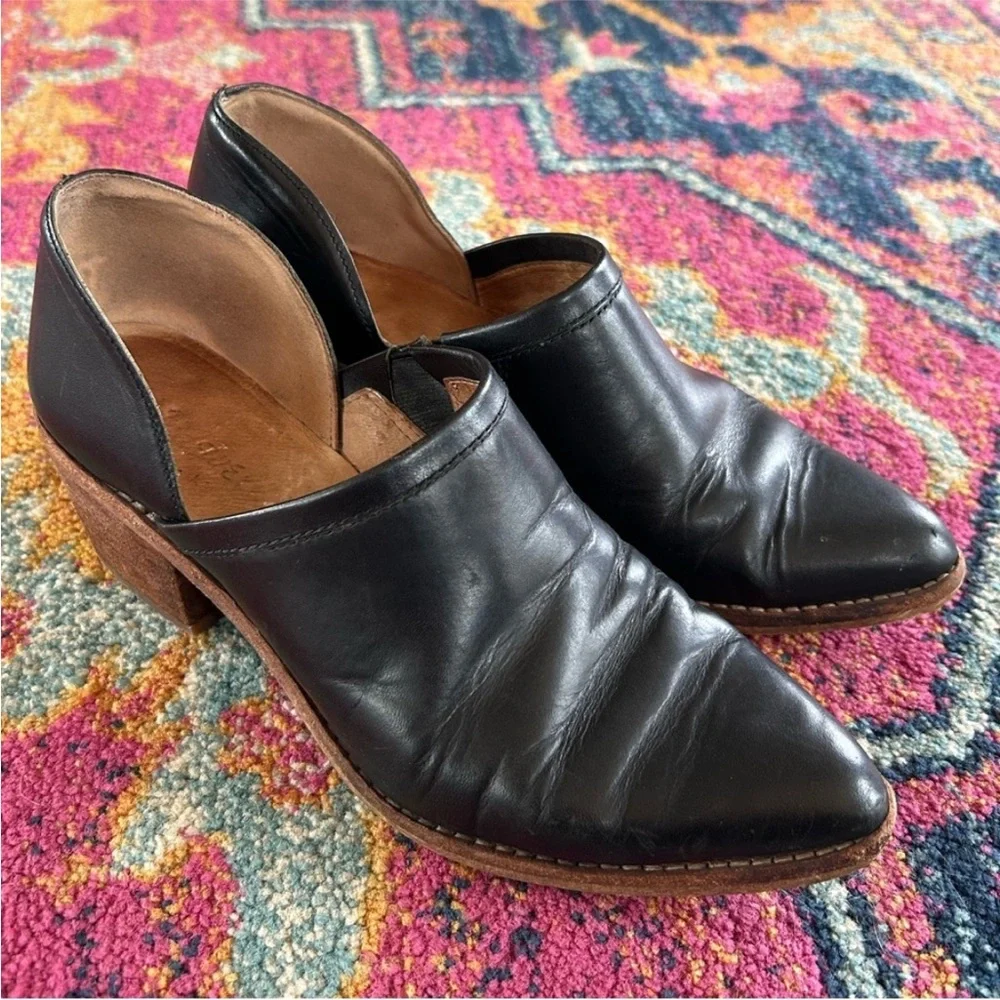 Madewell | Women’s Black Leather The Brady Lowcut Bootie Stacked Wood Heels, 6.5