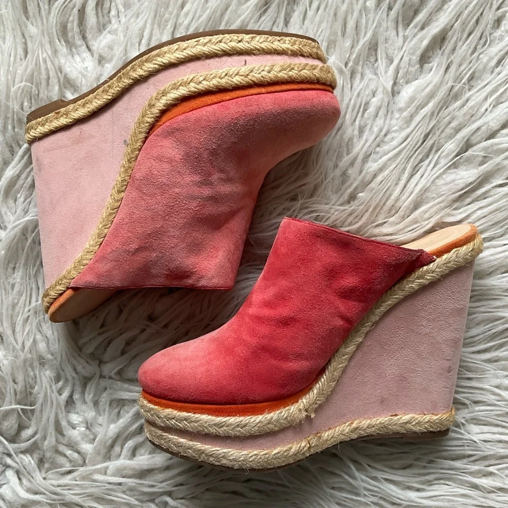 Hoss Intropia hoss red