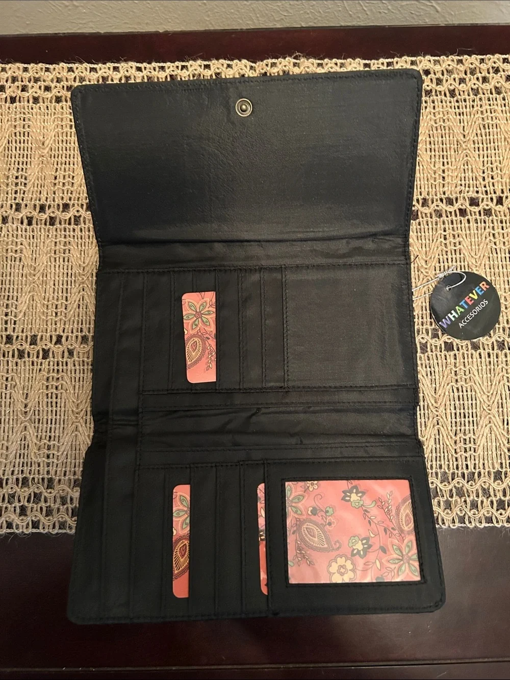 Leather & Embossed Snake-Clutch Wallet - Black/Olive