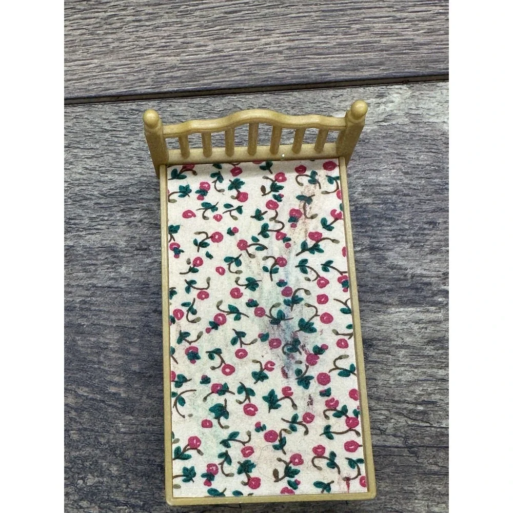 Calico Critters Red Roof Country Home Cottage‎ Bed Replacement Part As Is