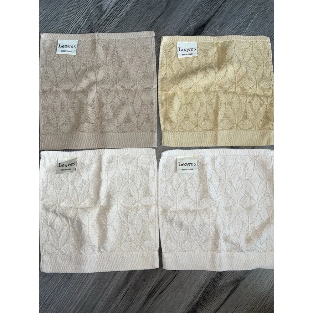 Vintage Made In Turkey 100% Cotton LEAVES Brand Bath Towels (2)‎ 4 Wash Cloths