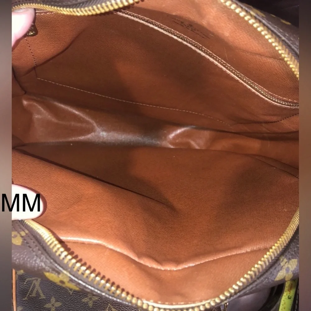 LOUIS VUITTON LV Danube Monogram Crossbody Messenger Bag PM / MM / GM Authentic