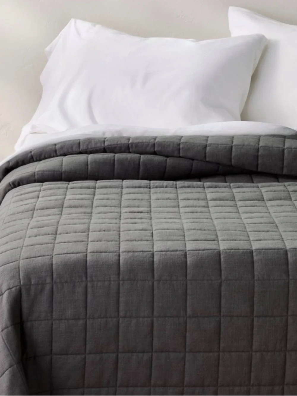 Casaluna grey quilted