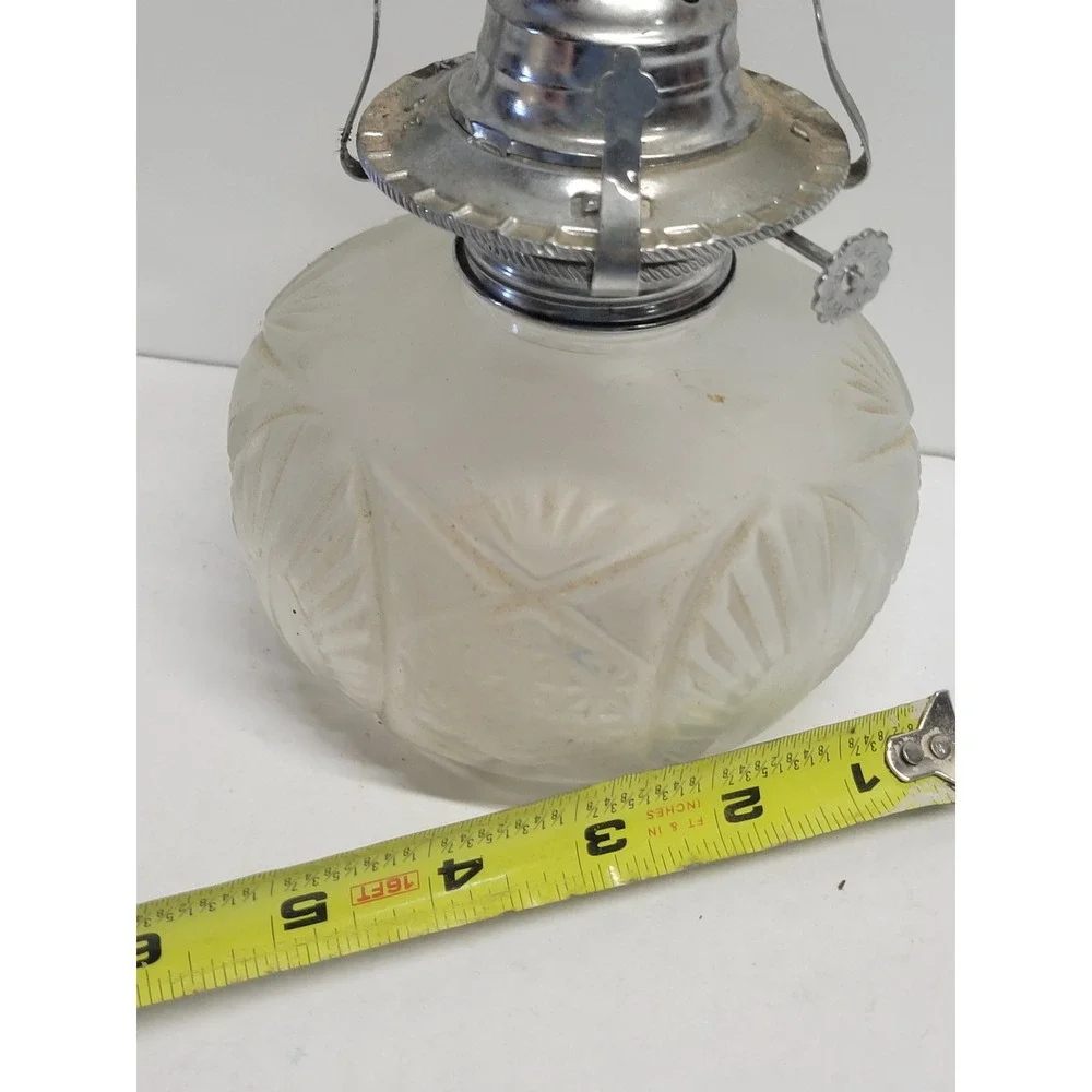 Unbranded vintage oil
