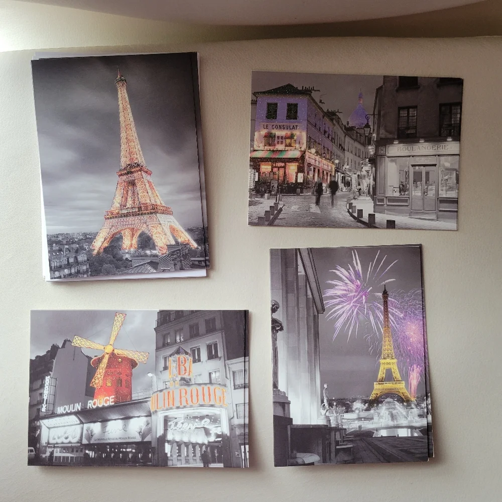 Paris Themed Notecards (8) ~ New ~ Graphique ~ Glitter Accent ~ Eiffel Tower