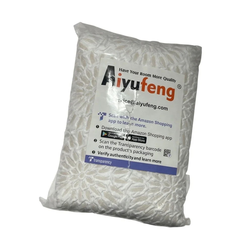 The Unbranded Brand elegant white