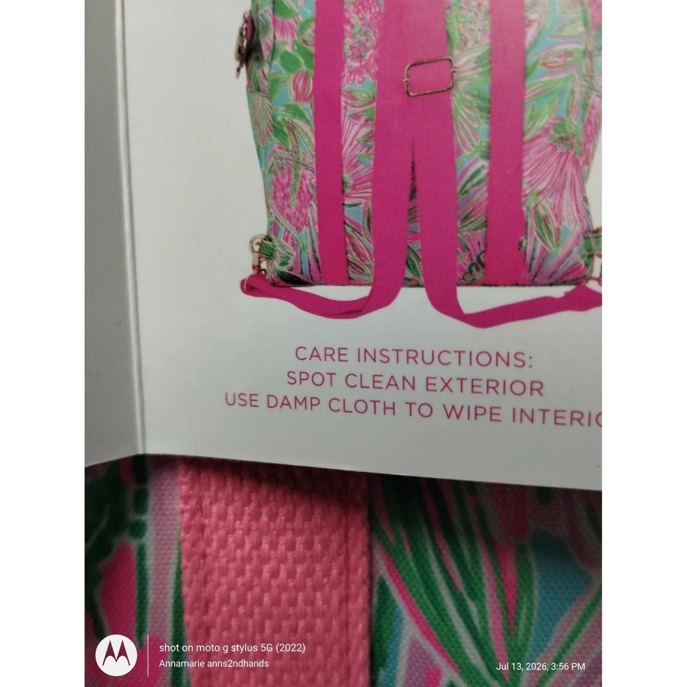 Lilly Pulitzer keep drinks