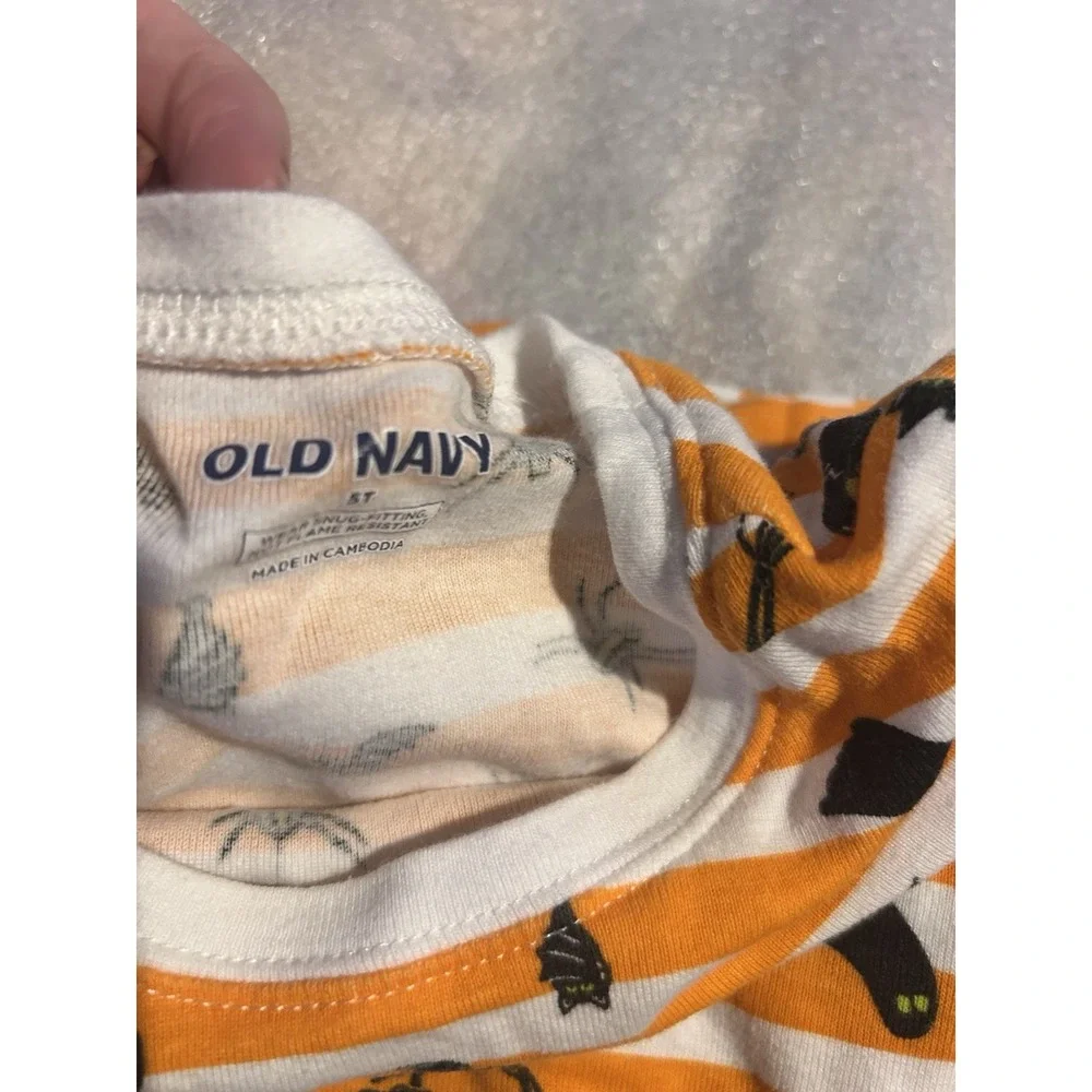 Old Navy Kids Halloween Pajama Set 5T Orange Stripe Skeleton Ghost Spider PJs