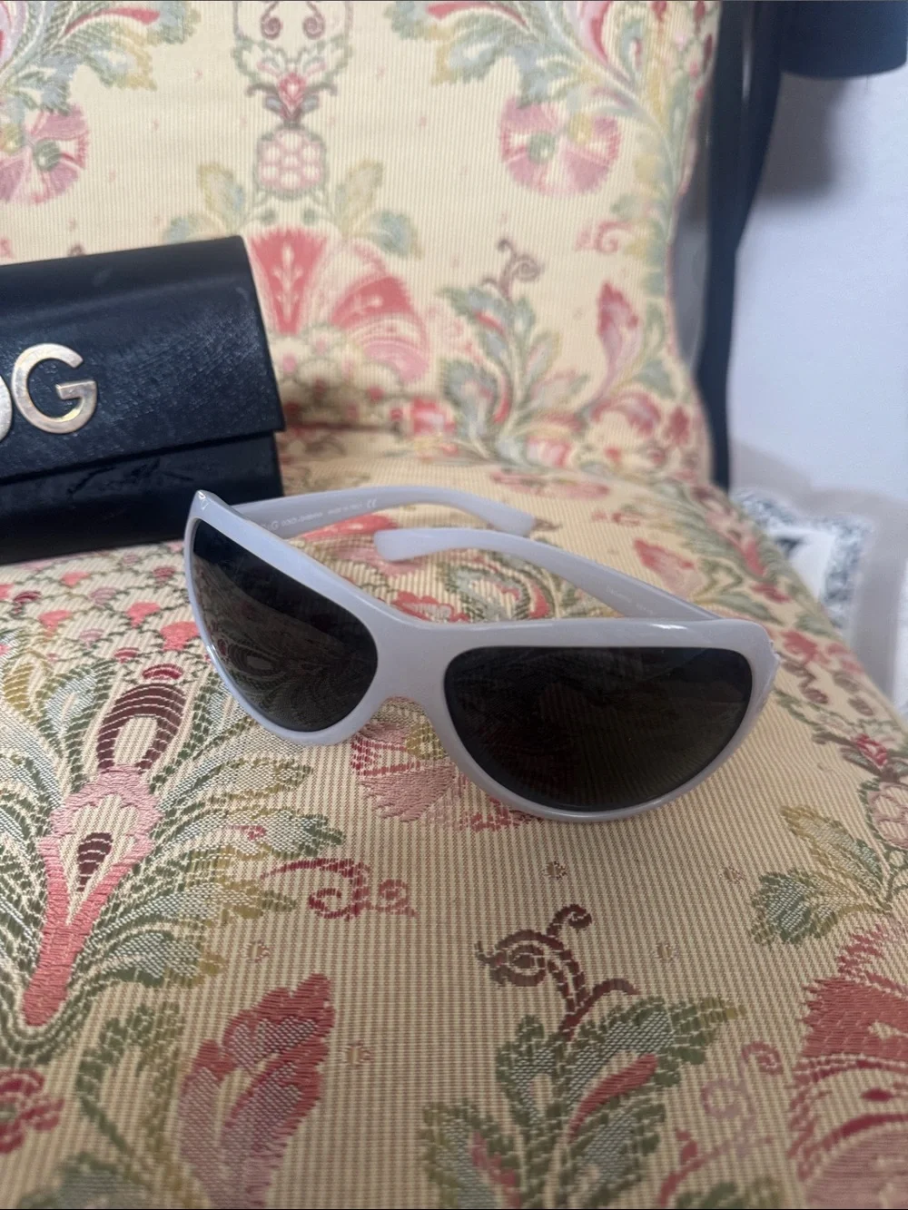 Dolce & Gabbana White Cat-Eye Sunglasses with Black Lenses- never worn