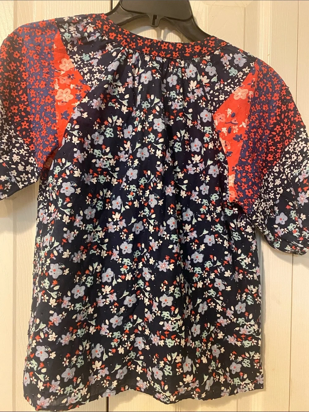 LOFT wear puff neck