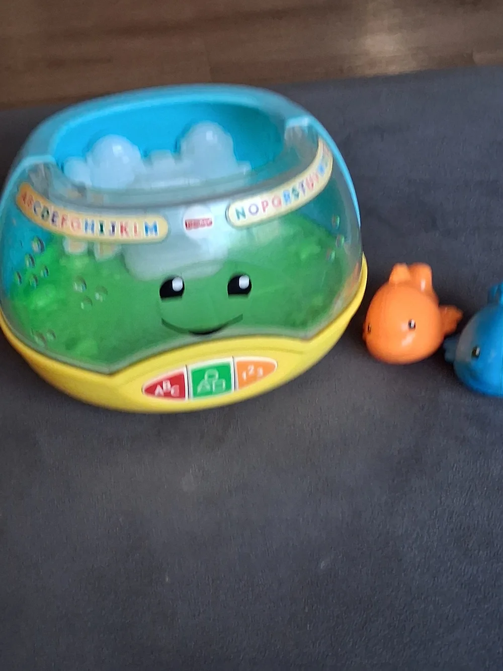 Fisher-Price use colors 123