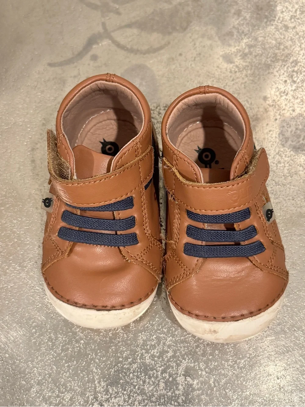 Old Soles soles leather hook