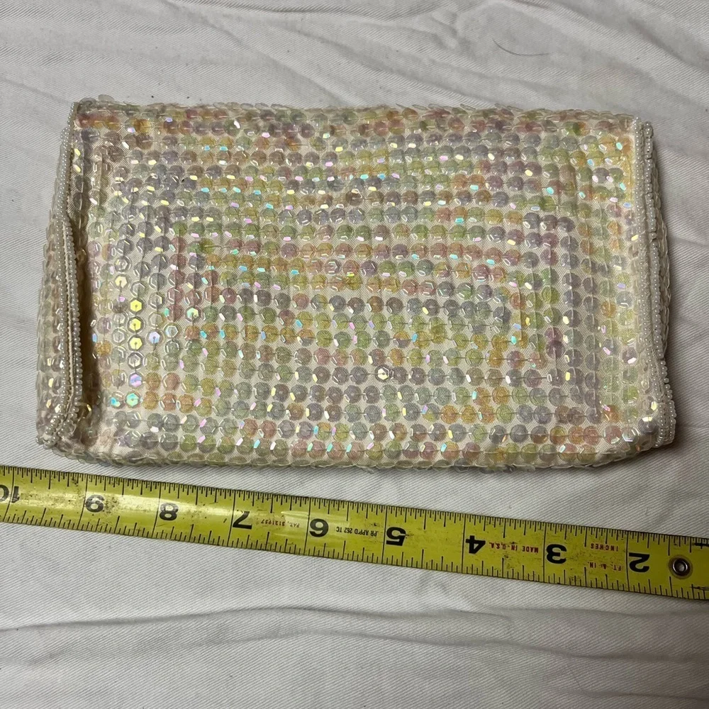 Source Unknown elegant sequin