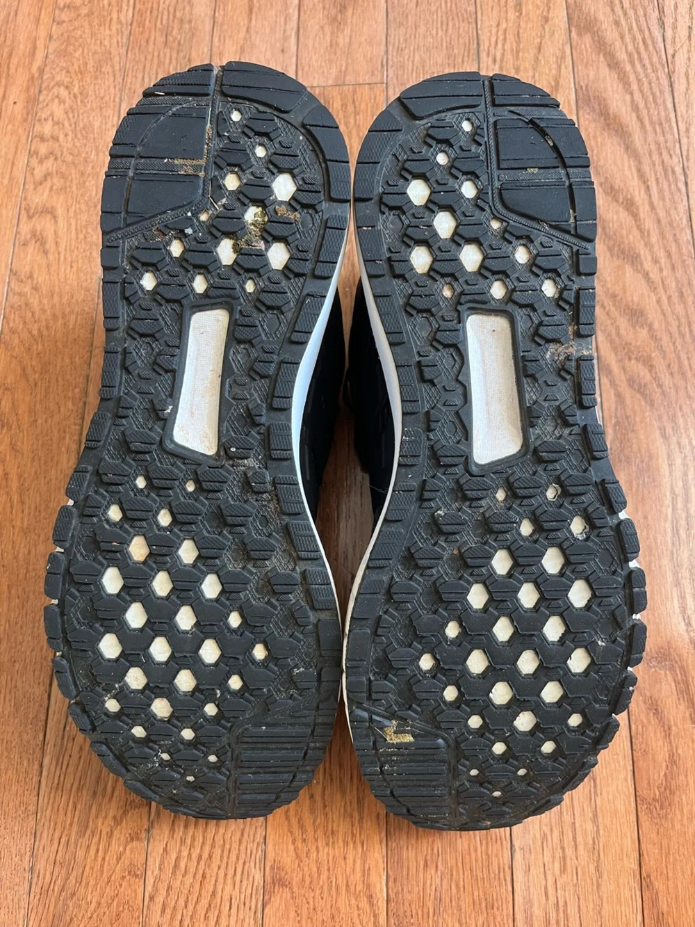 Men’s Adidas Ultimashow running shoes