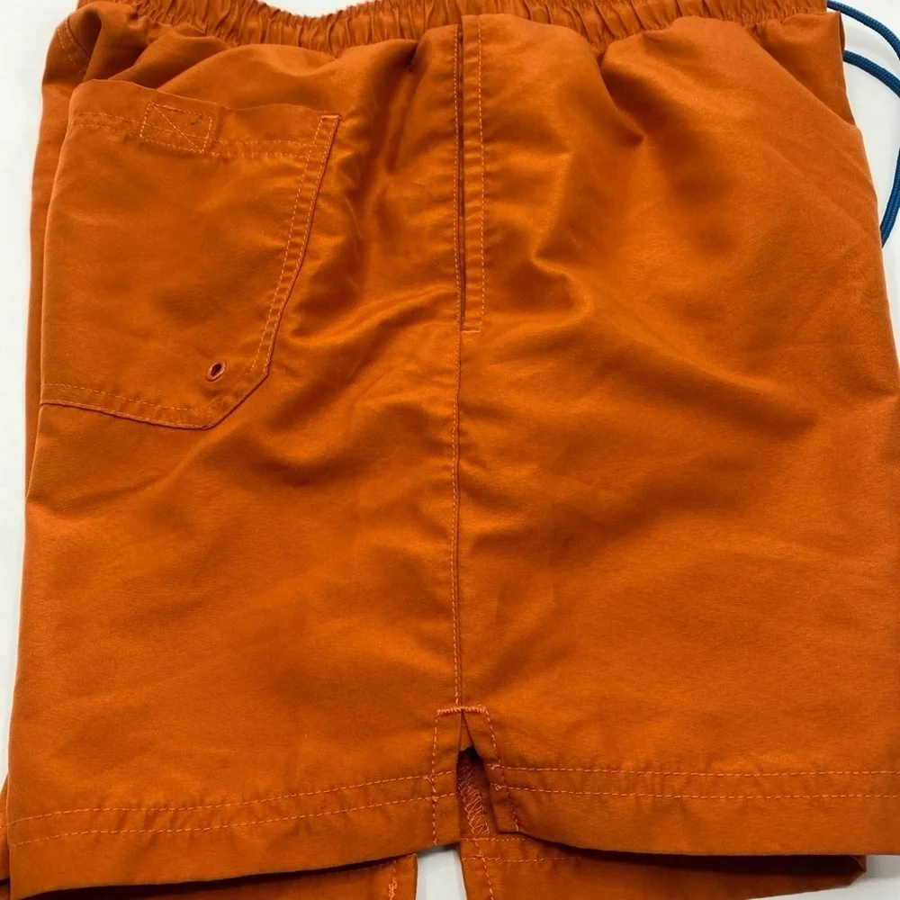 Farah men swim
