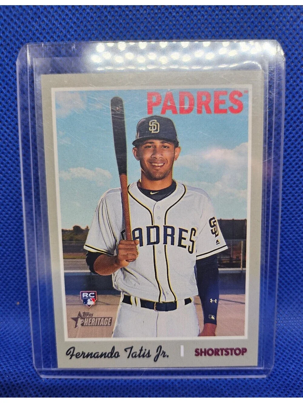 2019 Fernando Tatis Topps Heritage ROOKIE CARD #517 - San Diego Padres RC