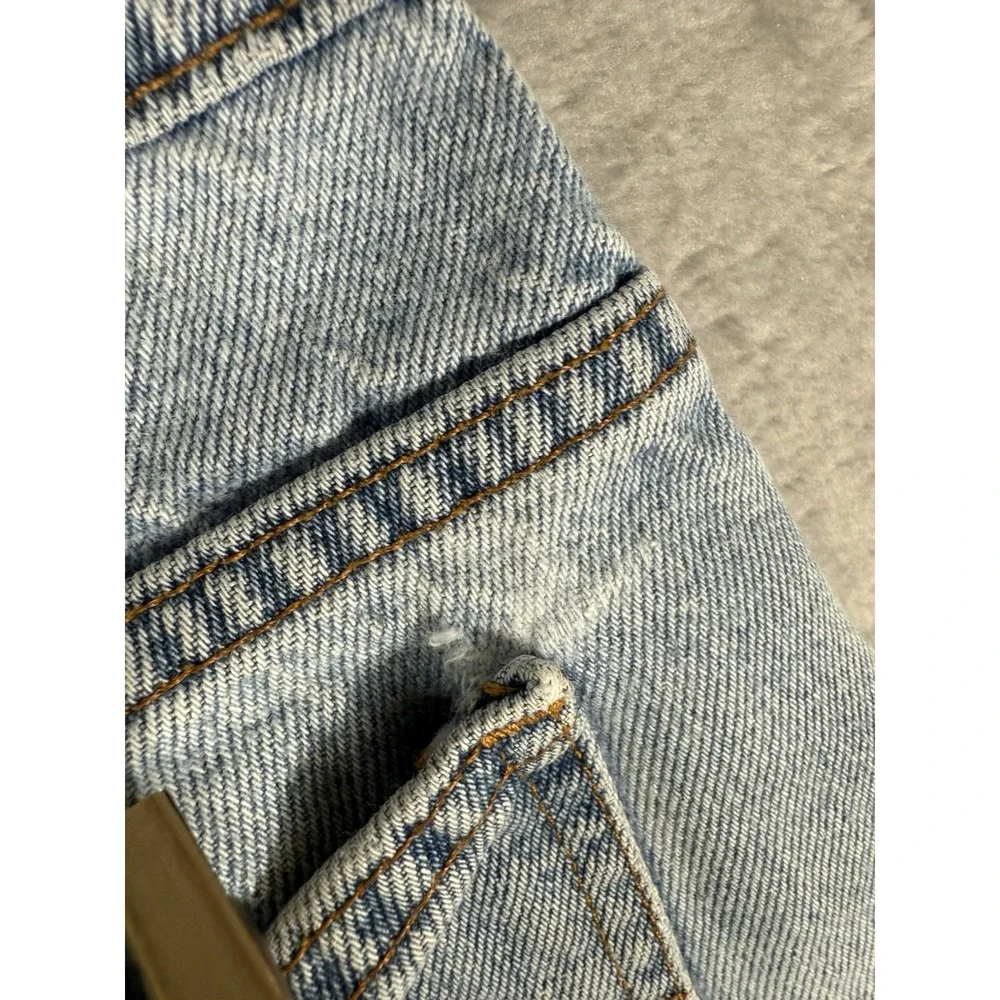 Levis levis 505
