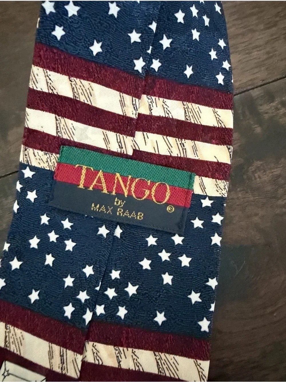 Tango by max