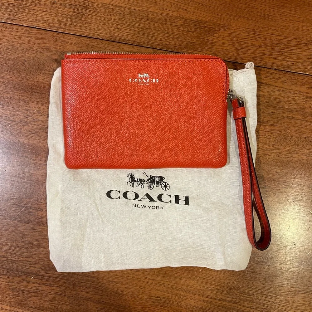 Coach new corner