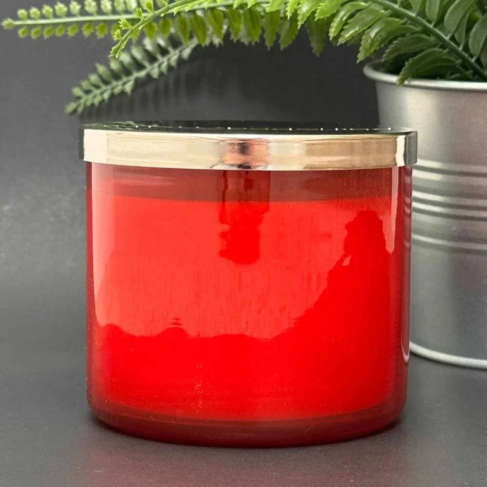 Bath & Body Works fragrance melting candle