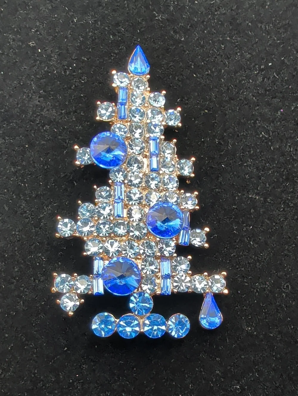 Large Czhech Blue Crystal Christmas Tree Brooch, 2 3/4
