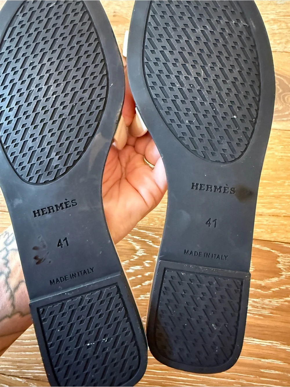 Hermes authentic hermès