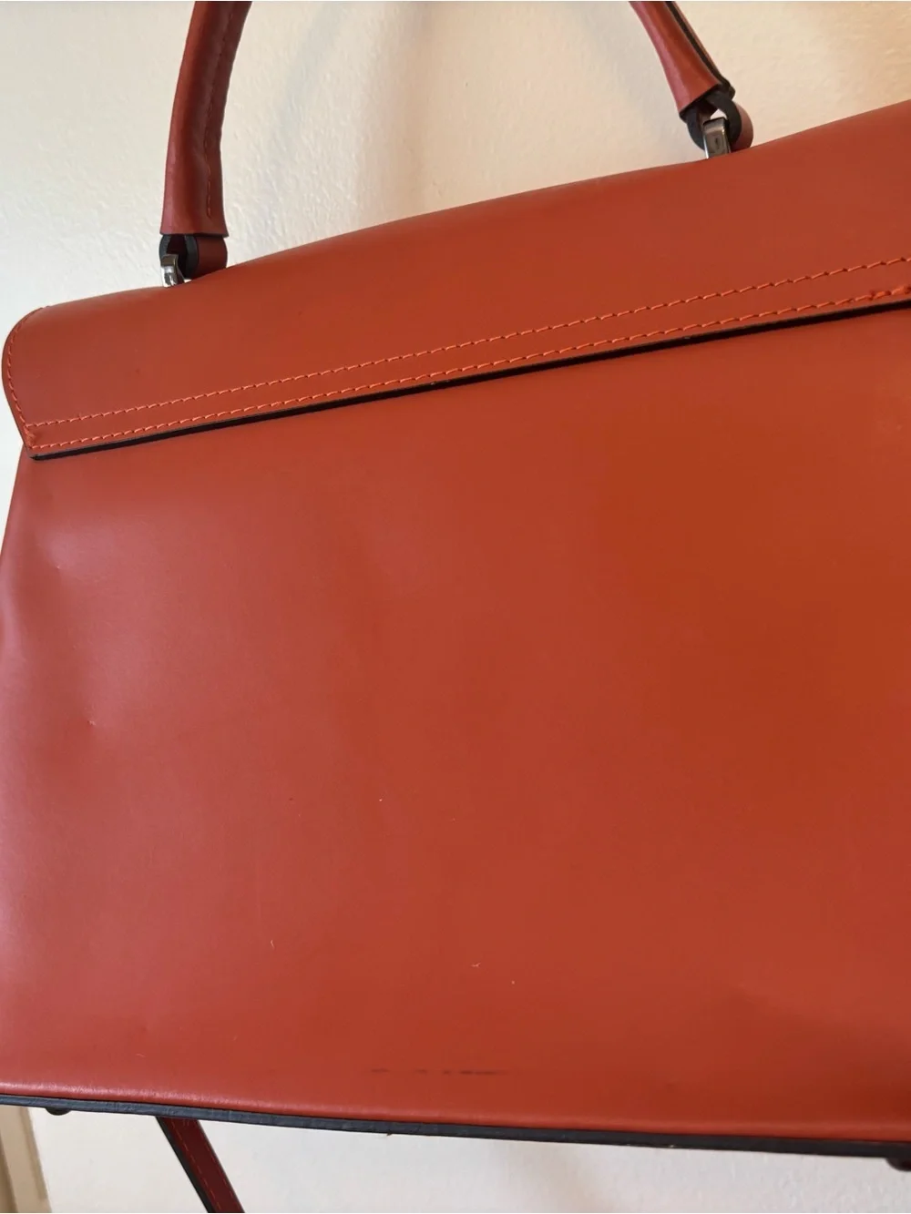 Excellent pre-owned Luna Ferracuti Shoulder Bag in Burnt Orange w/free 🎁