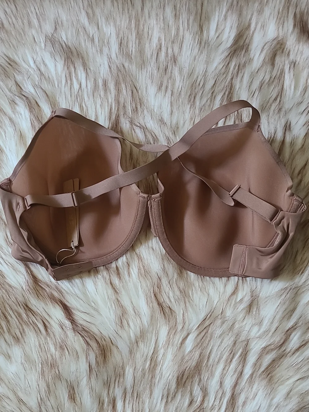 NWT SKIMS Weightless Demi Bra Size 32H Sienna