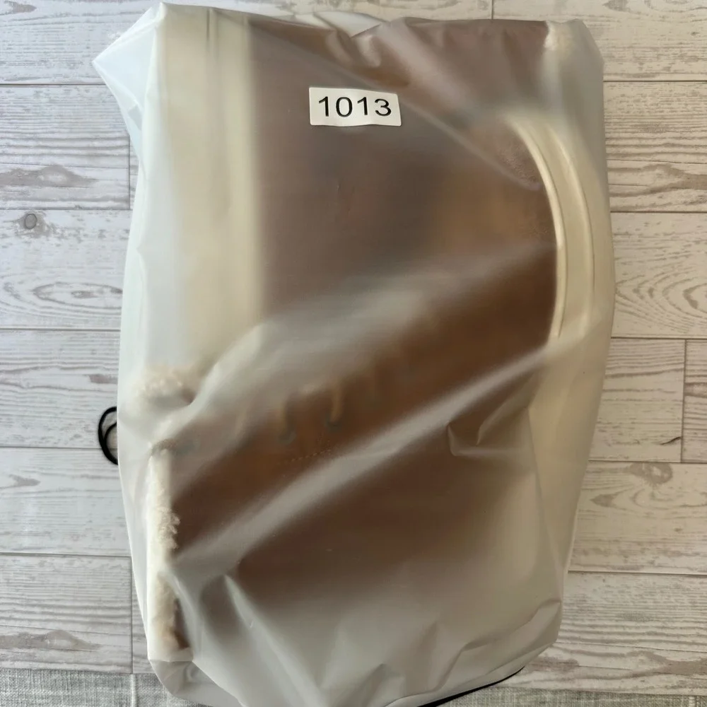 J/SLIDES rich cognac