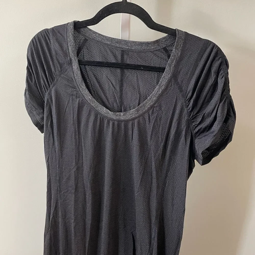 lululemon athletica measurements available