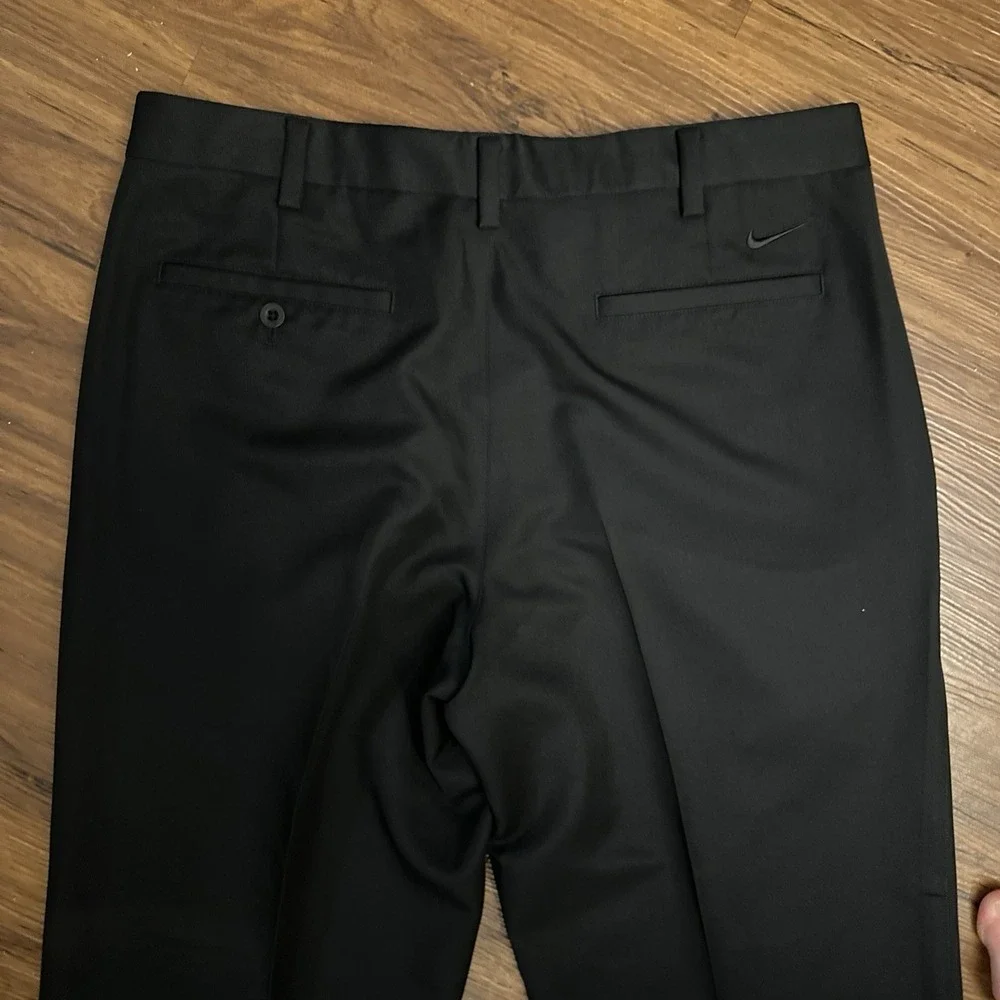 Nike Golf Dri Fit Men's Chino Tech Pants Cuffed Pleated 34x34 (34x32) Black