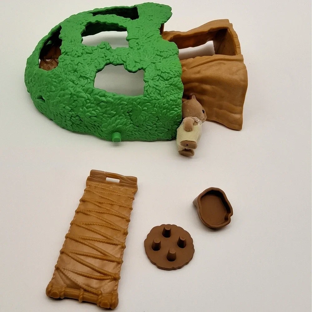 Calico Critters expandable up
