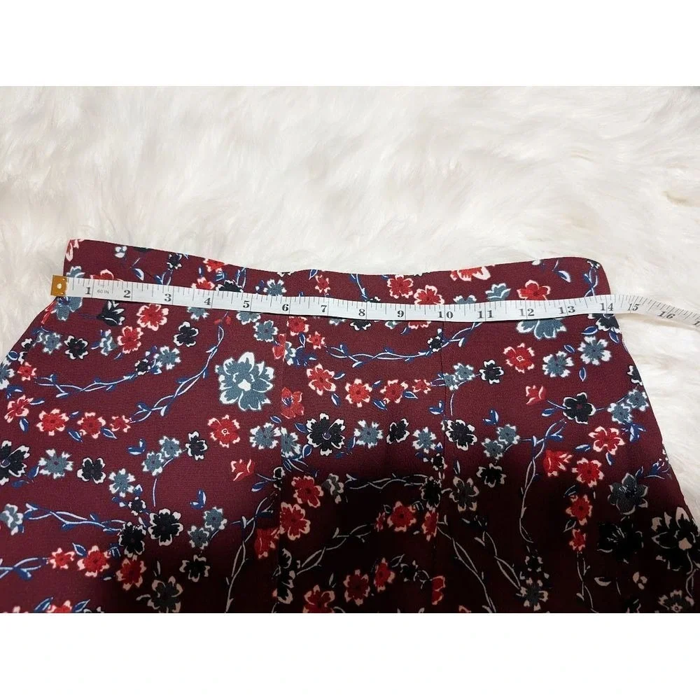 See by Chloe Hankerchief Knee-Length‎ Skirt Maroon Floral Pattern Sz 40 Viscose