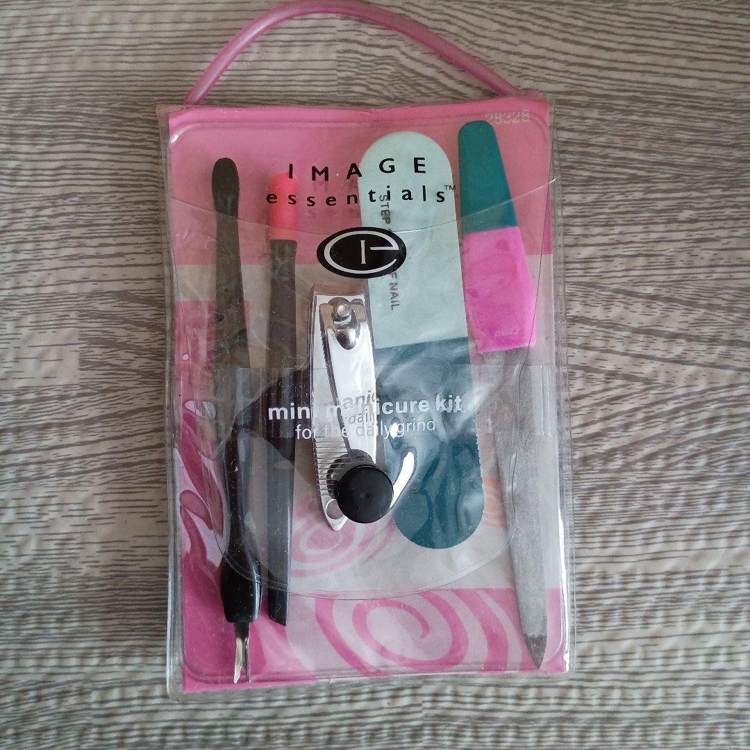 IMAGE essentials Nail Care Kit